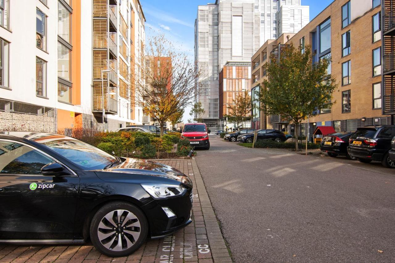 Spacious & Cosy, Netflix, Parking, Colindale Station Гендон Екстер'єр фото